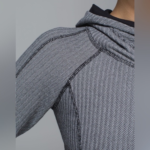 Lululemon Think Fast Hoodie Popover Jacket - Picture 4 of 12